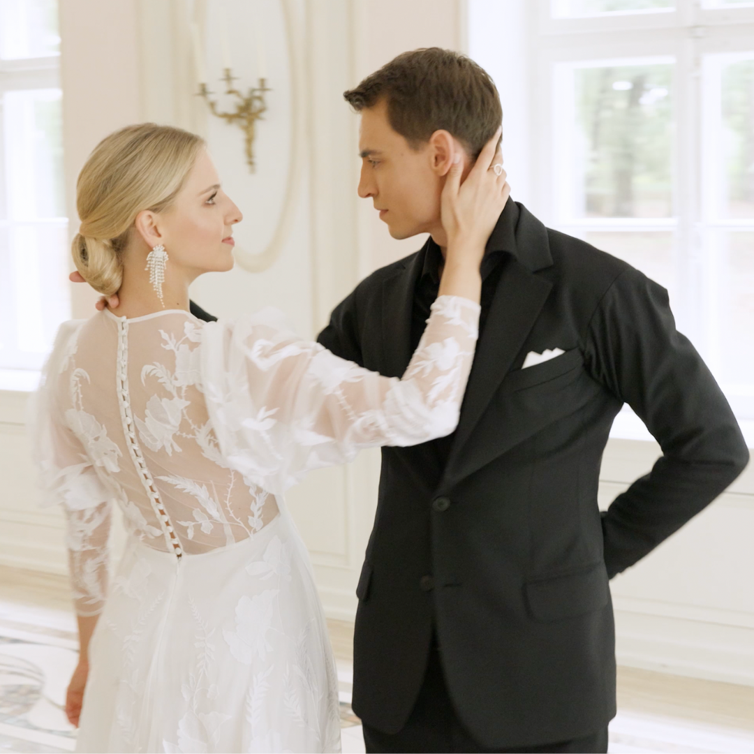 The Perfect First Dance to Lana Del Rey's "Young and Beautiful"